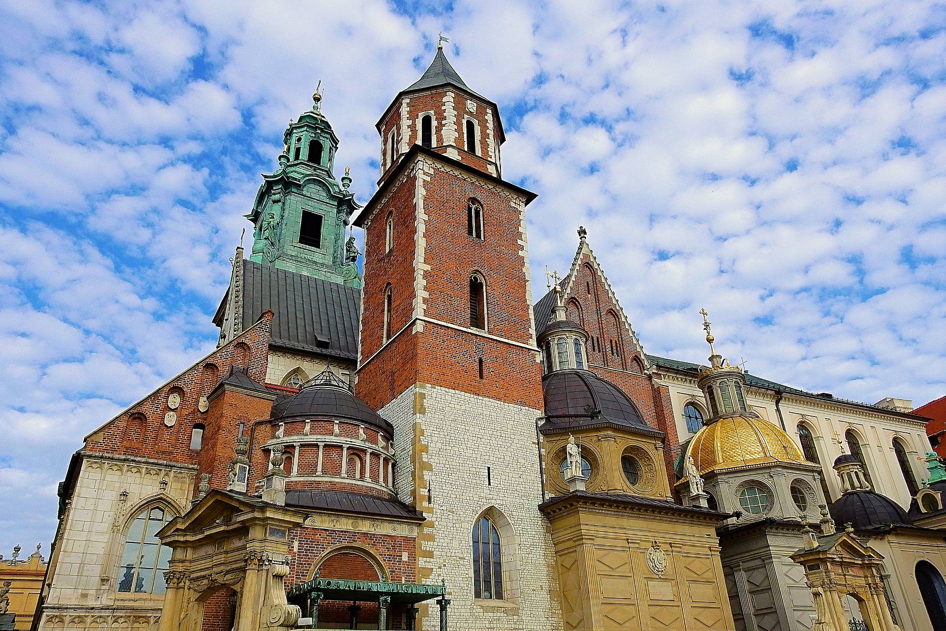 Wawel Cathedral In Krakow With Royal Tombs And Sigismunds Bell